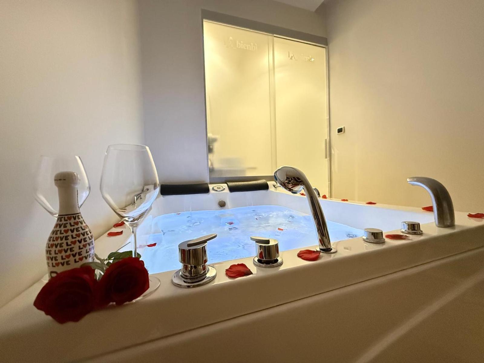 Labienbi' Hotel Козенца Екстериор снимка