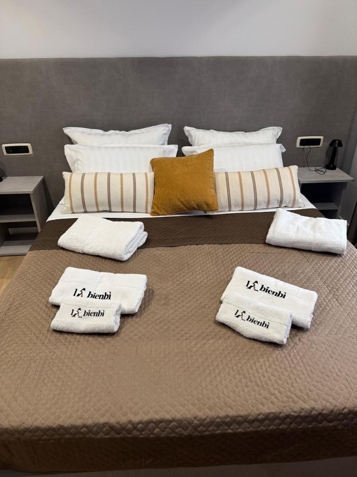 Labienbi' Hotel Козенца Екстериор снимка